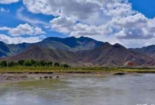 西藏318旅游2023_西藏318旅游必去景点推荐